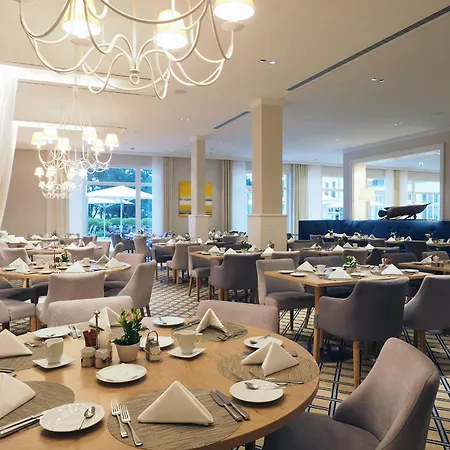 Steigenberger Grandhotel & מלון 5*