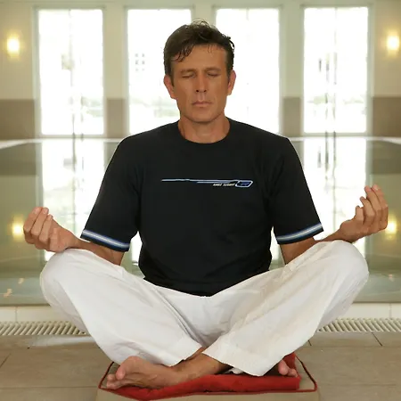 Steigenberger Grandhotel & 5*