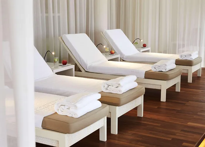 Steigenberger Grandhotel & מלון 5*