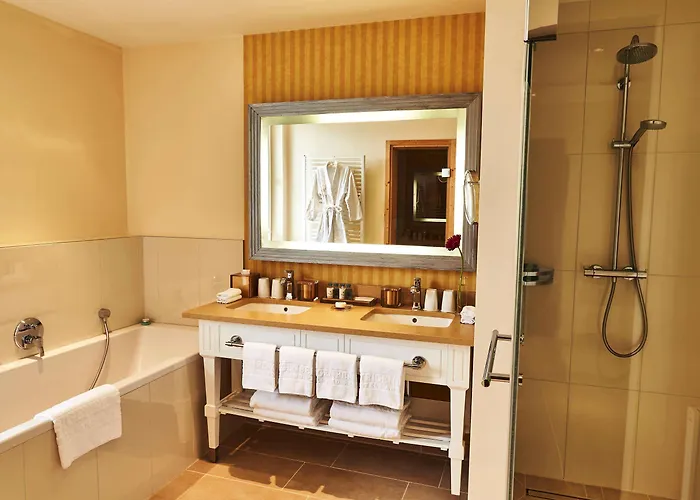 מלון Steigenberger Grandhotel & 5*